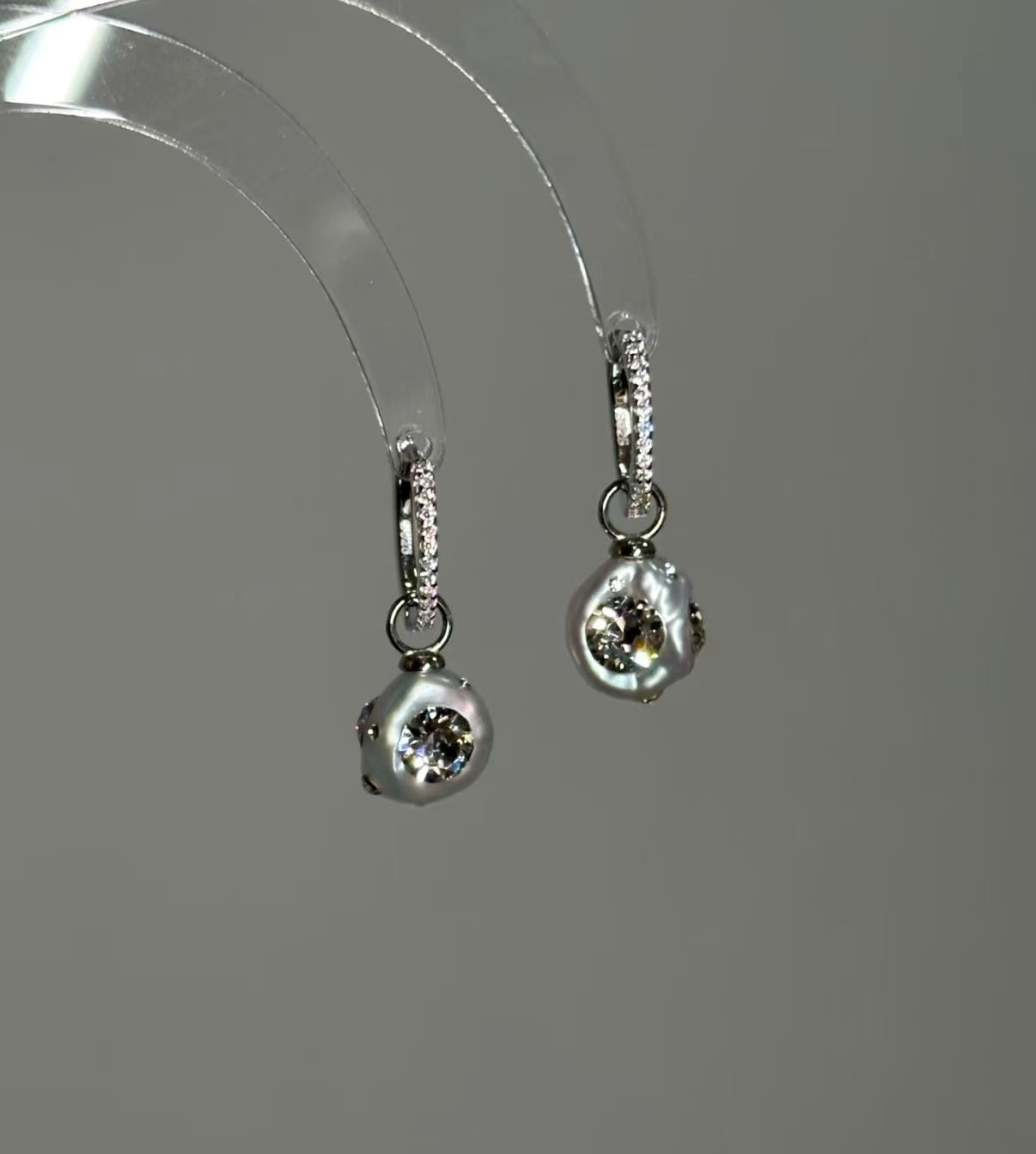 Stardust Embedded Keshi Pearl Huggie Earrings in S925 Silver