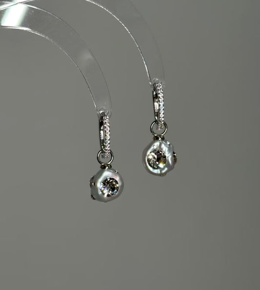 Stardust Embedded Keshi Pearl Huggie Earrings in S925 Silver